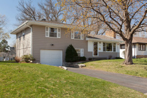 1_Front_exterior